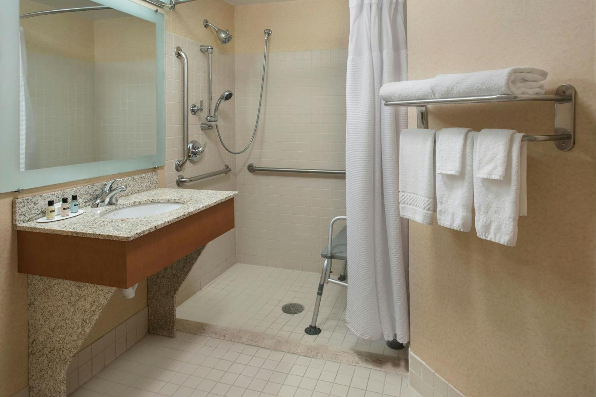 Springhill Suites By Marriott Albany Latham-Colonie Екстериор снимка